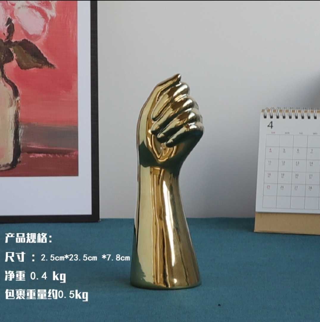 Art Vase - c Golden
