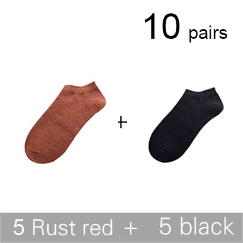 5 Rust Red 5 Black