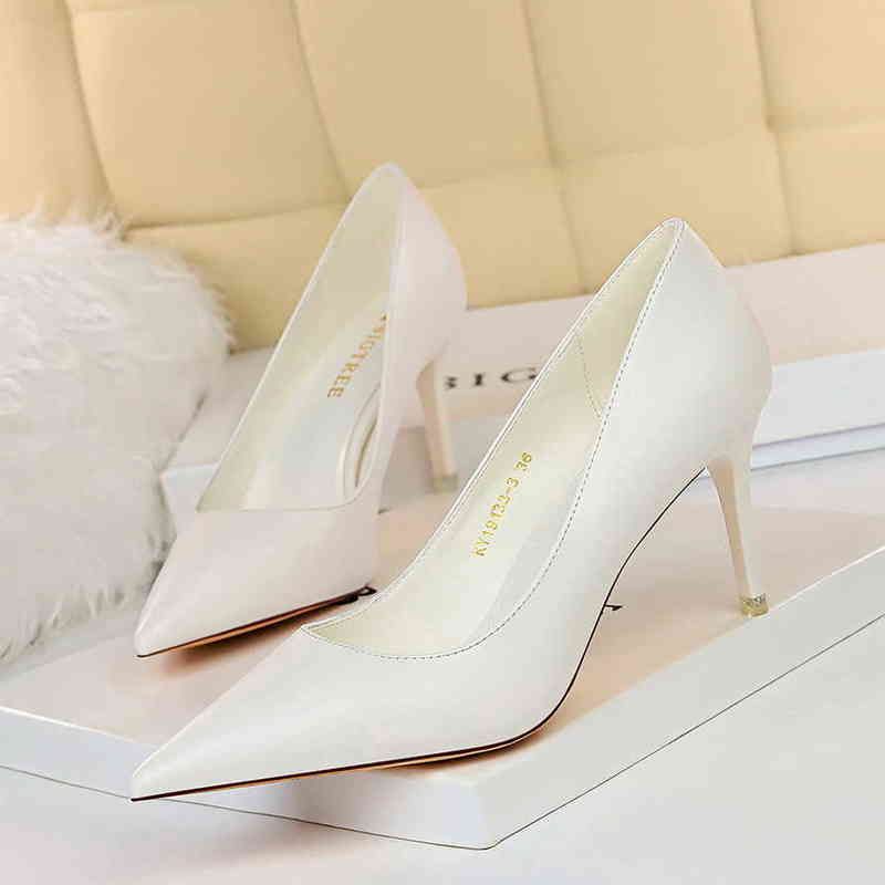 9511a17white7.5cm