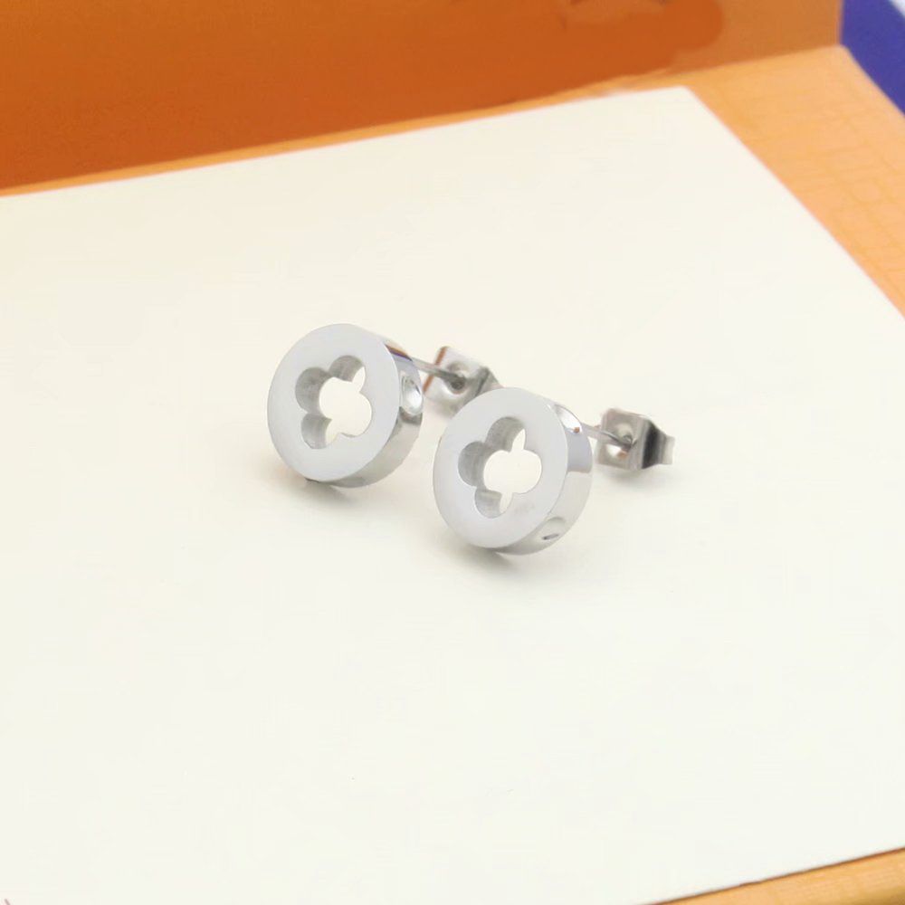 White gold Earrings