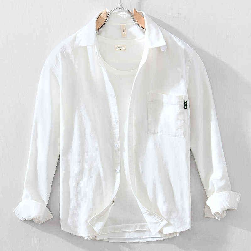 W022 White