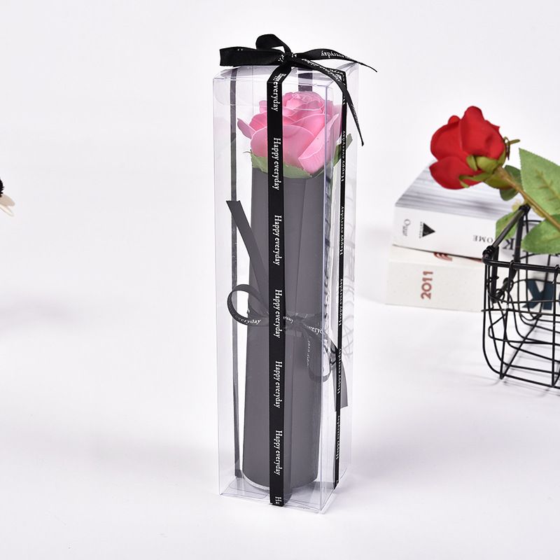 Rosa Rose mit PVC-Box