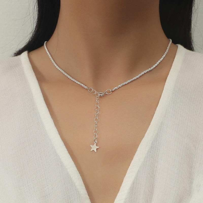cúbico Norma obturador Cadenas Star Collar Mujeres Sencillos Collares Mujer Europea Moda Elegante Lady Fiesta Joyería Plata Color Metal cúbico Norma obturador Cadenas Star Collar Mujeres Sencillos Collares Mujer Europea Moda Elegante Lady Fiesta Joyería Plata Color Metal