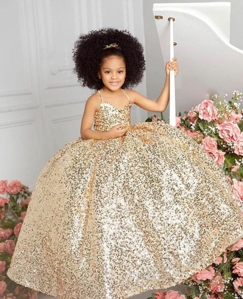 Yc396 Trailing Lace Girl Flower Girl Dress Children's Sleeveless Poached  Dress - China Bridal Wedding Dress and Flower Girl Wedding Dress price |  Made-in-China.com