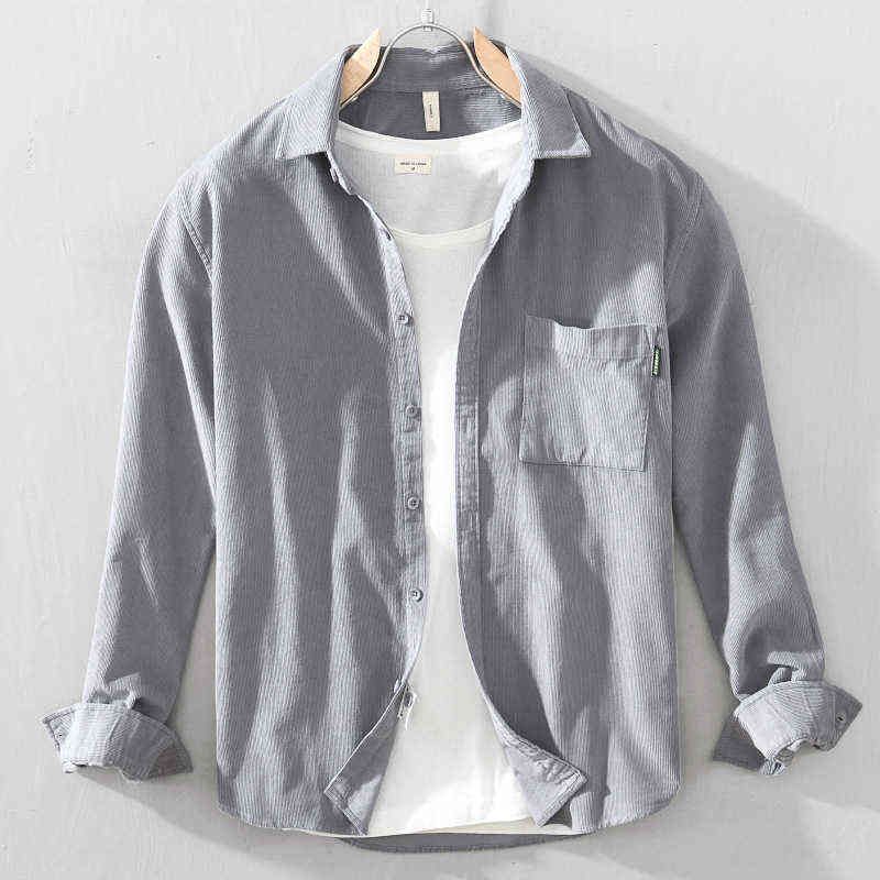 W022 Gray