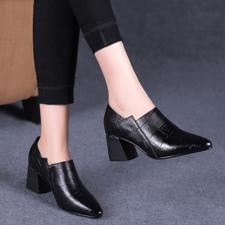 chaussures carré pointu