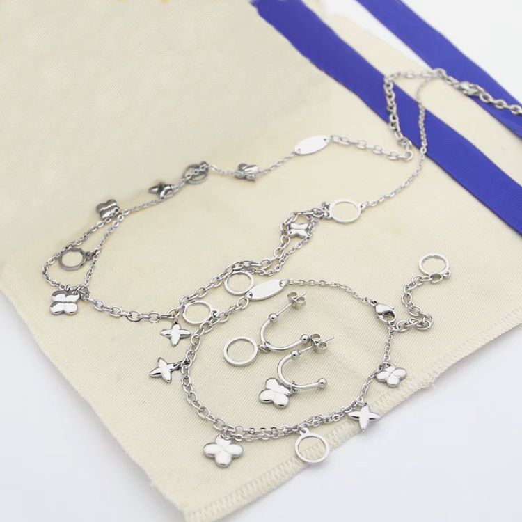 White gold/Earrings+Bracelet+Necklace