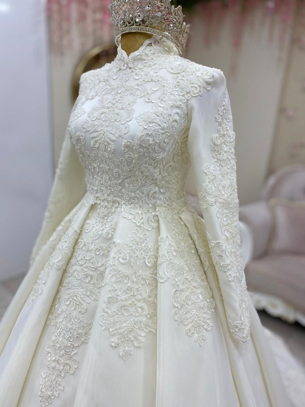 Vintage Islamic Muslim A Line Wedding Dresses Bridal Gowns Pattern Lace Appliques High Collar Long Sleeves Beading Arabic Dubai Formal Bride Dress 2022 From Sexybride, $142.07 DHgate image