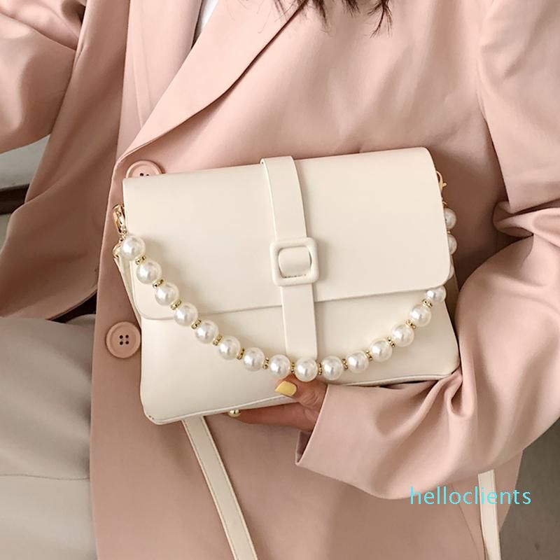 bolso blanco pequeño