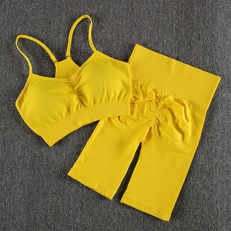 Yellowshorts set