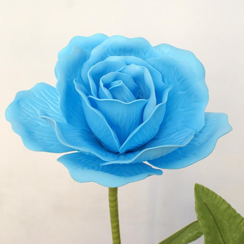 青い花の頭