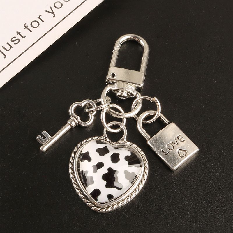 Fashion Korean Girl Love Heart Key Lock Keychain Cute Trinket Metal