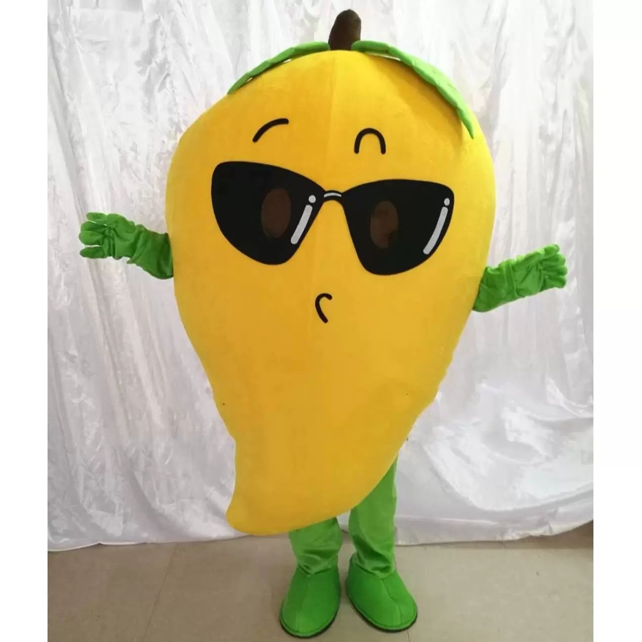 Halloween amarillo mango mascota traje de dibujos animados fruta anime tema carácter navidad carnaval fiesta disfraces Halloween amarillo mango mascota traje de dibujos animados fruta anime tema carácter navidad carnaval fiesta disfraces