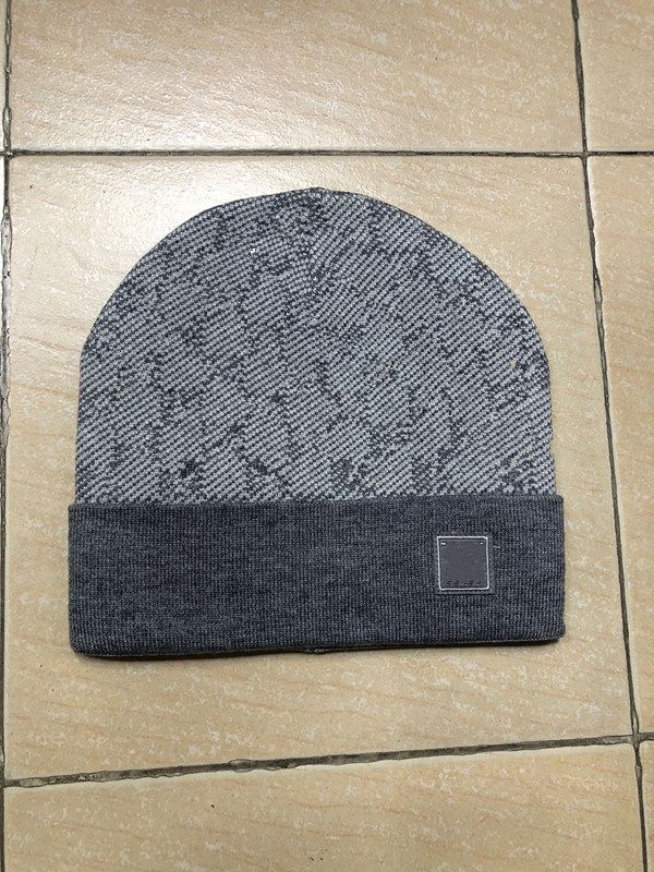 Ladies Fashion Men Letter Designer Hat Plaid Knit Skull Hat Winter  Beanie599 From Zhangliping22, $9.61