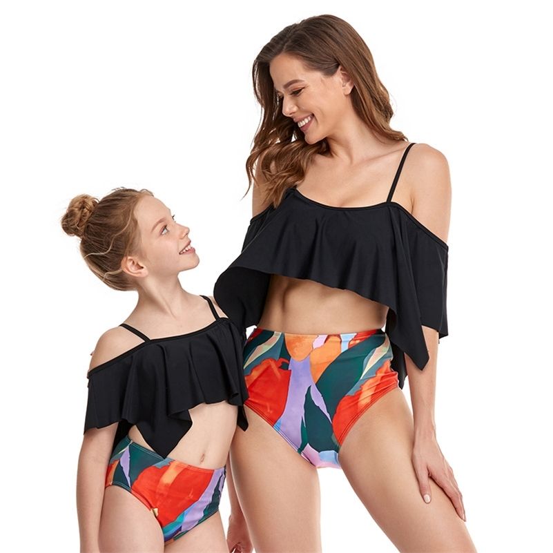 Bubble Sleeve Family Matching Mommy and Me Two Pieces Bikini for Women and  Girls - China Kids Swimsuit and Bikini Swimwear price