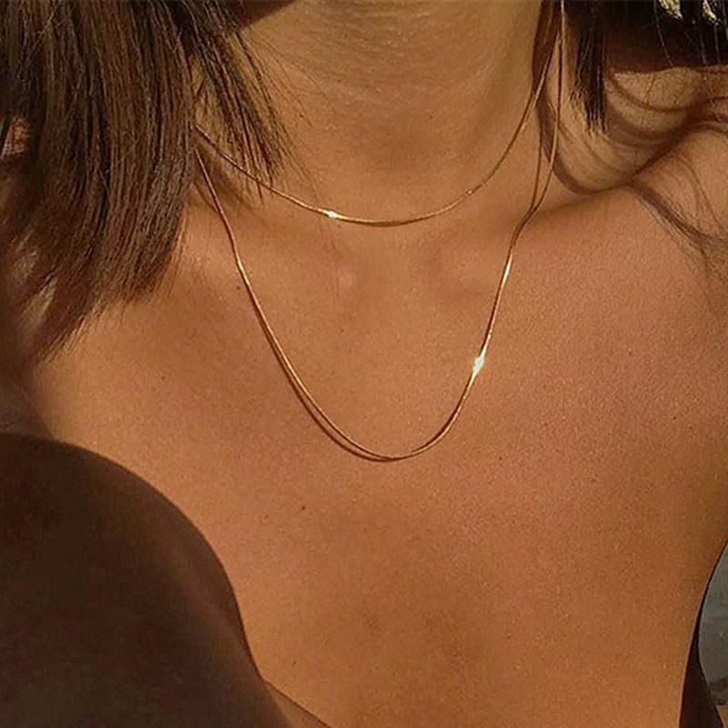 Moda Simple Cadena De Serpiente Delgada Collar Chapado Oro Para Las Mujeres Niche Sexy Choker Choker Joyeria Aniversario Cadenas De Regalo De 13,75 € | DHgate