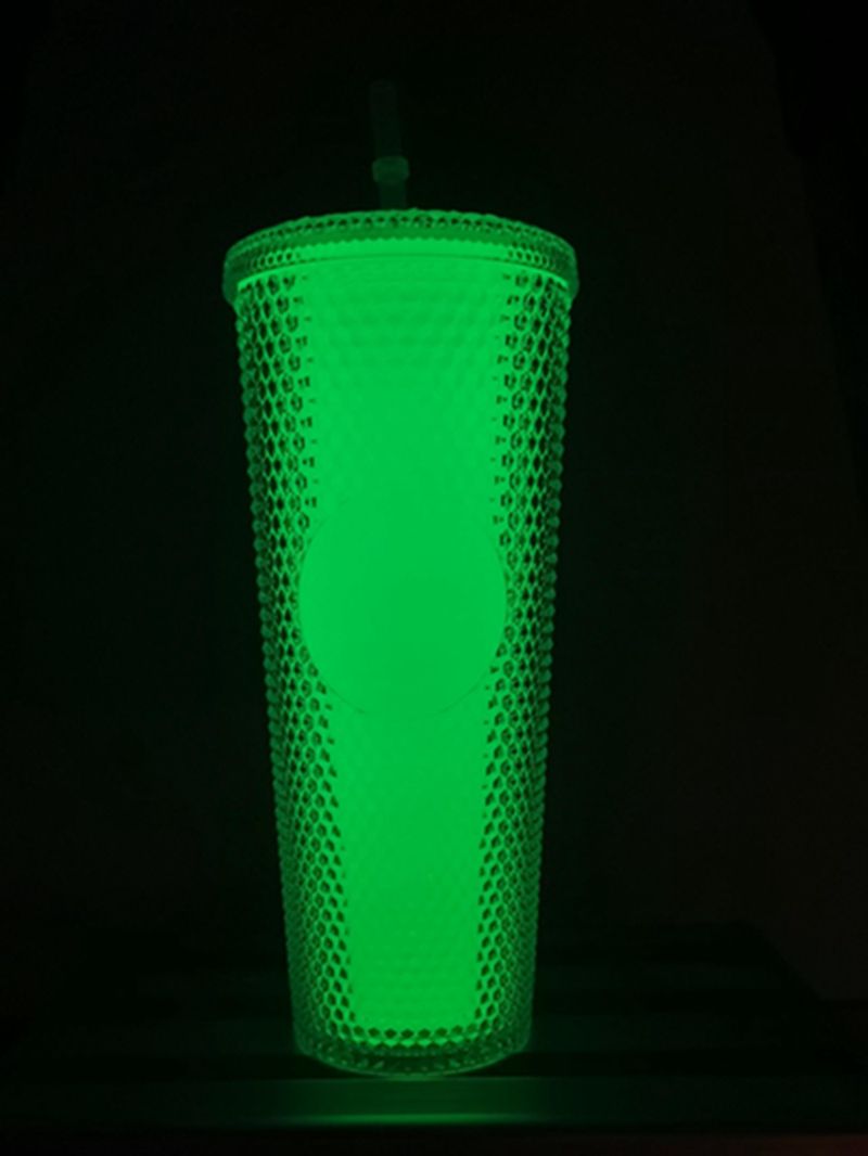 Glow 24oz nel buio