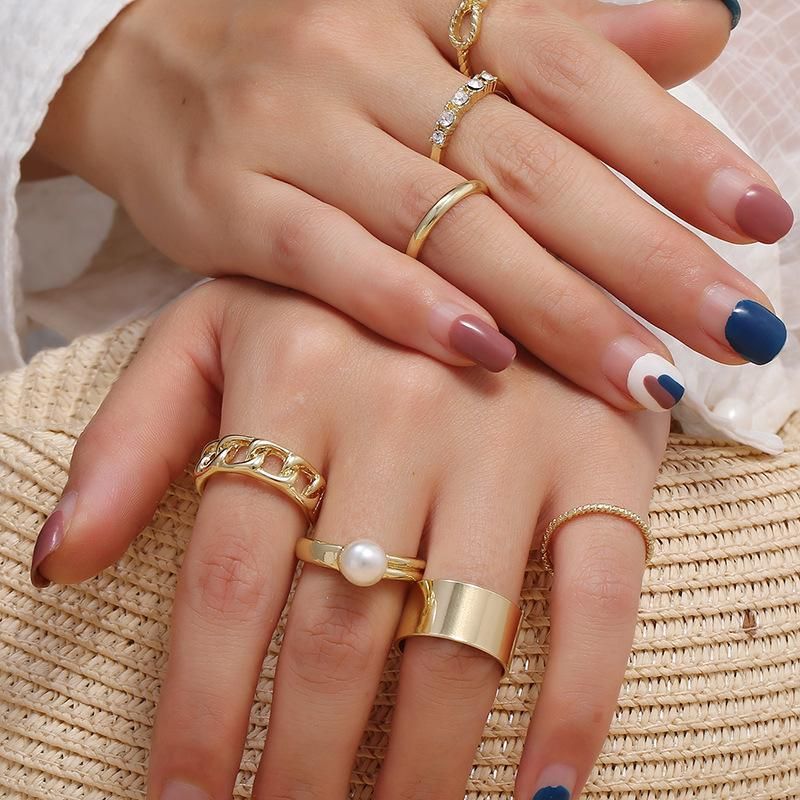 Anillos de racimo de moda rojo mismo anillo simple retro retro personalidad conjunto