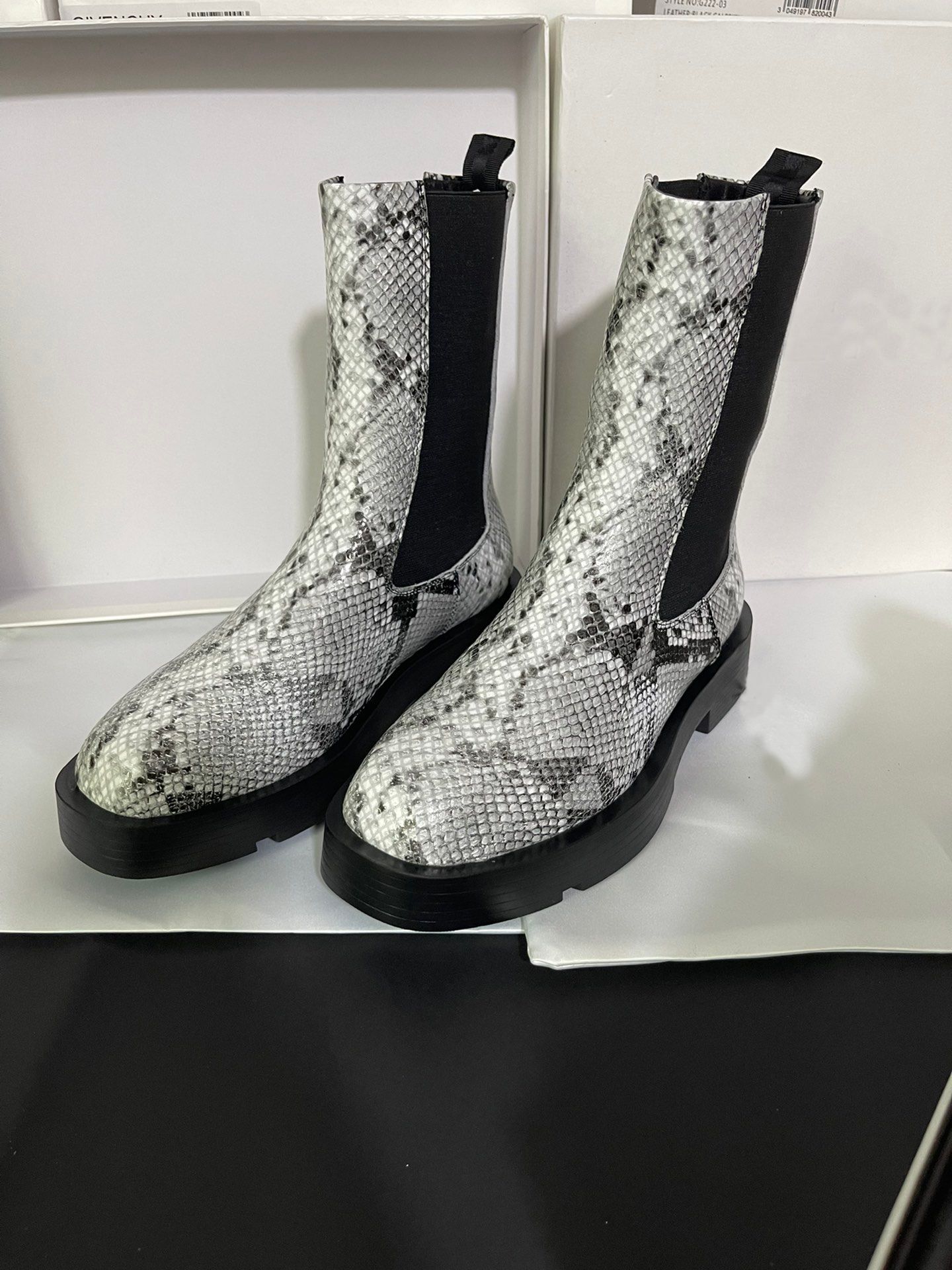 Compra Botas Barato | Entrega Rápida Y Calidad | Es.Dhgate. Más Barata Que  Lustmexico \u0026 Netshoes.