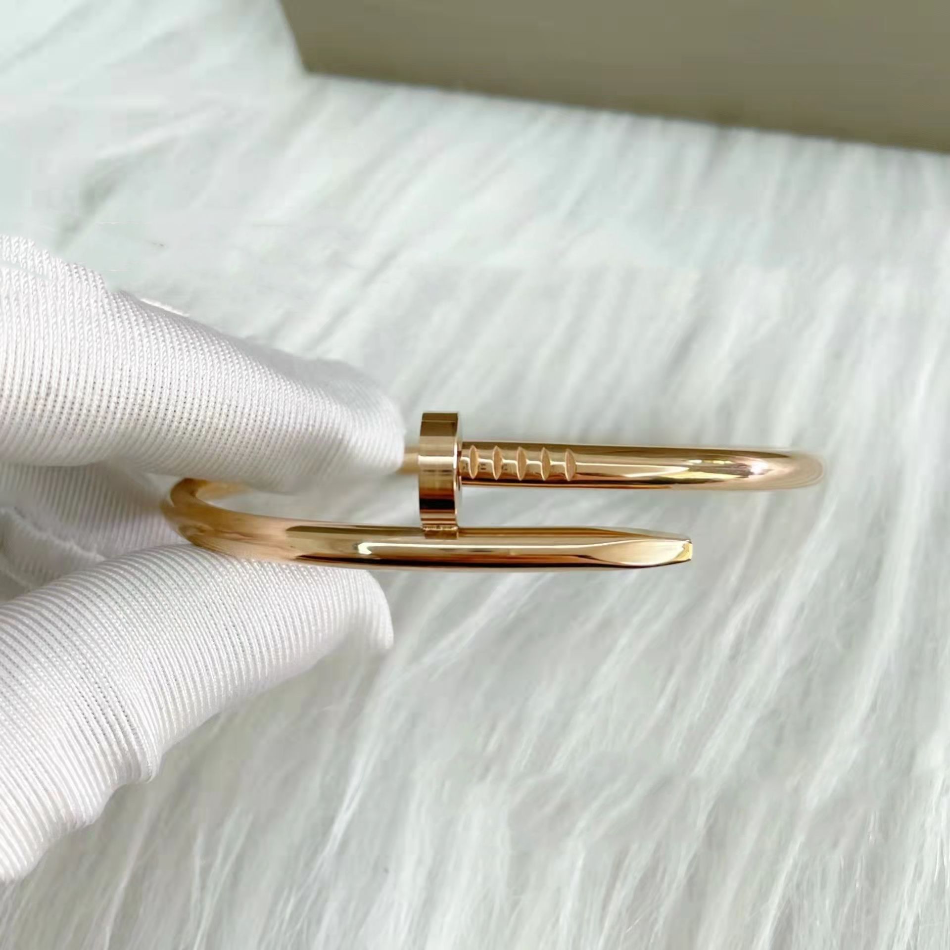 Rose gold without drill 17-20cm