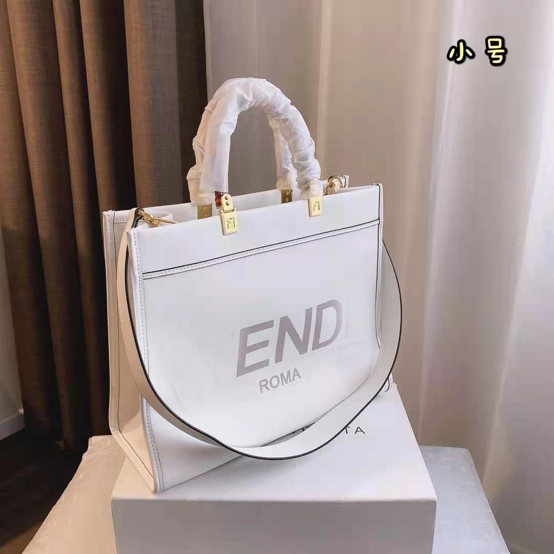 latest women bolsas