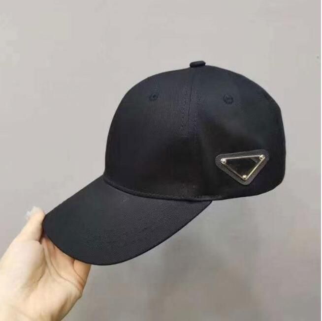 casquette de baseball noire