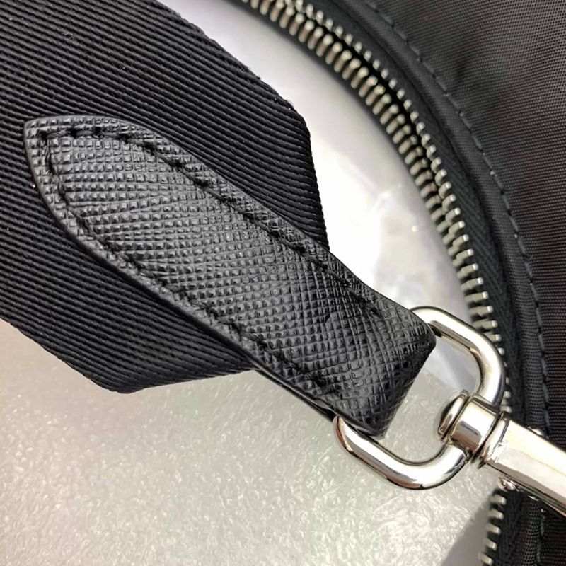 cross body bolsa with webbing strap