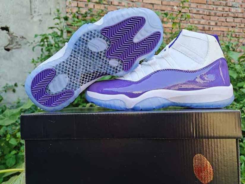 Best Selling 11 Low White Bred 11s 