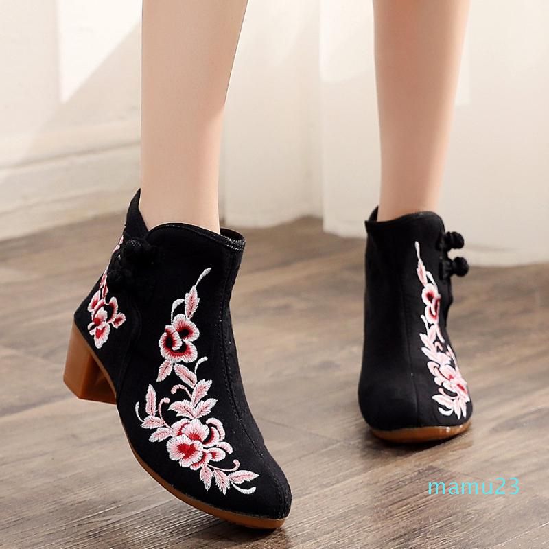 Botas bordados mujeres tobillo hebilla cuadrada talón casual corto china estilo botas mujer calzado mujer