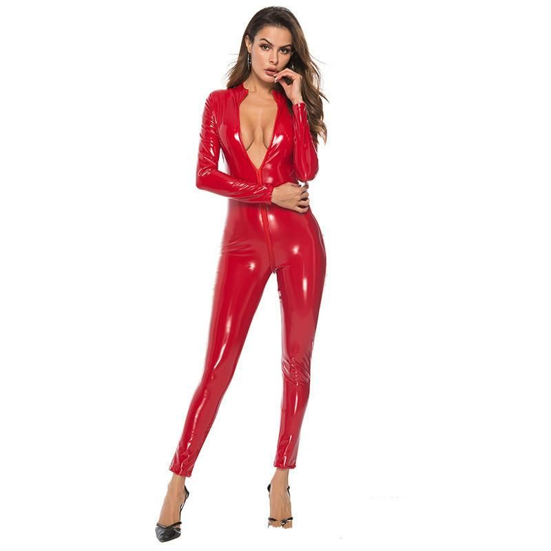 Röda jumpsuits