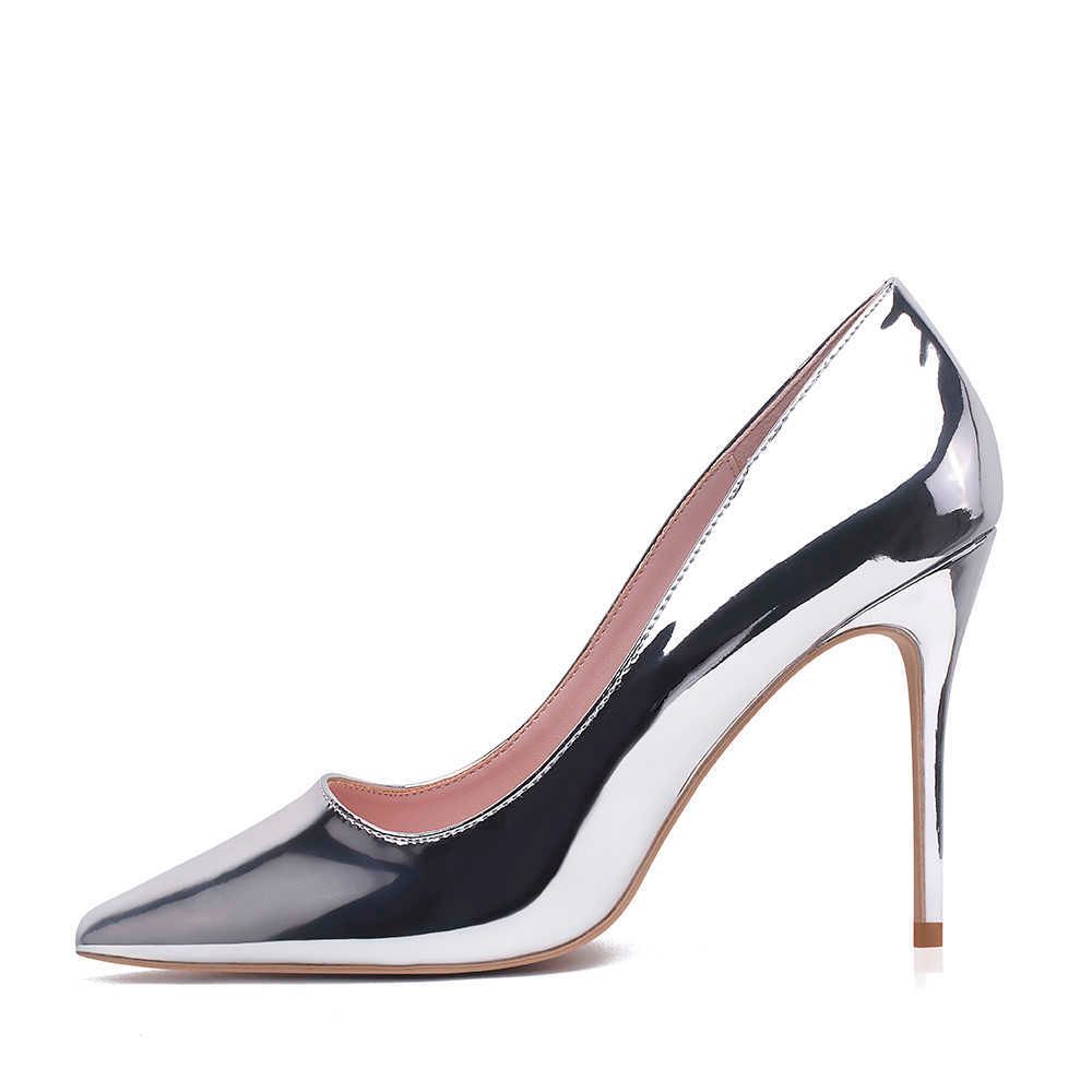 10 cm Silver Heels.