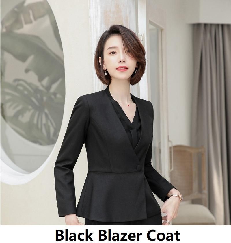 Черное пиджательное пальто