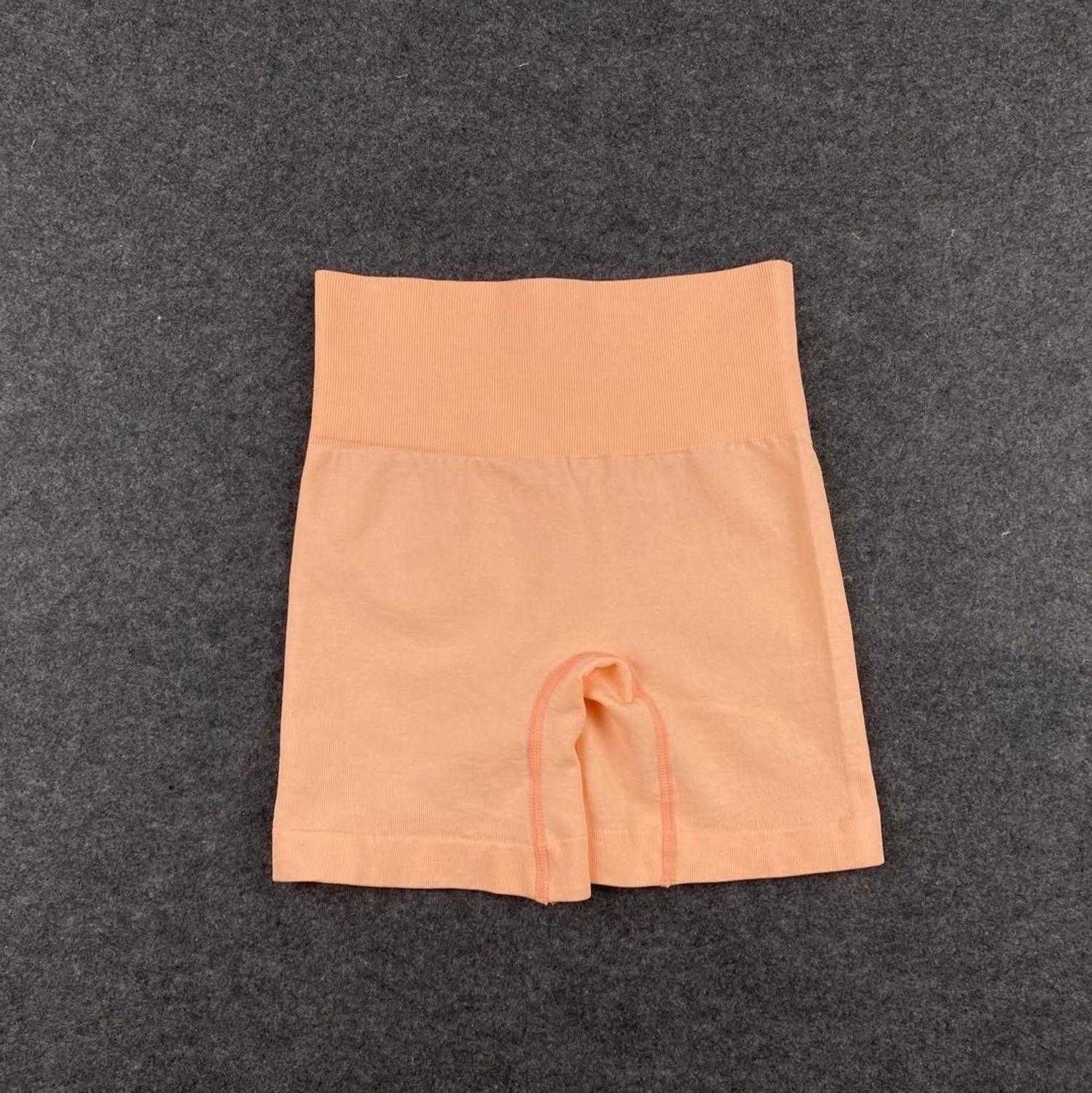 Shorts laranja