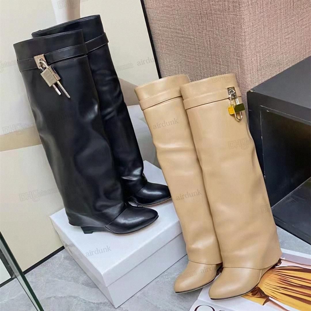 SHARK LOCK Knee boots leather silver and gold finish asymmetrical metal padlock clad wedge almond shaped toe heel height 9cm drQ