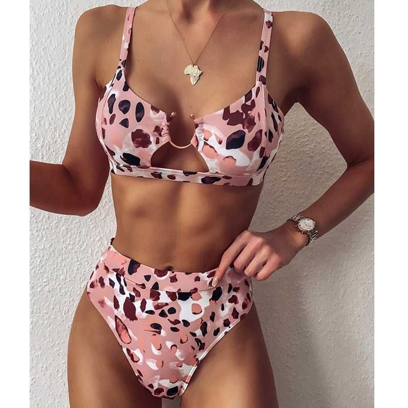 Leopard Pink.