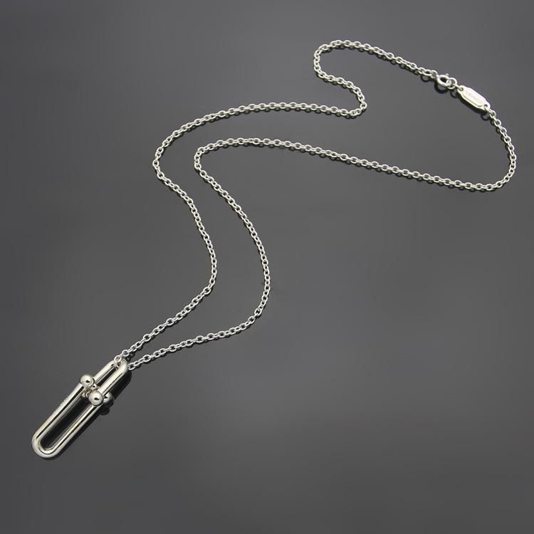 03 collier