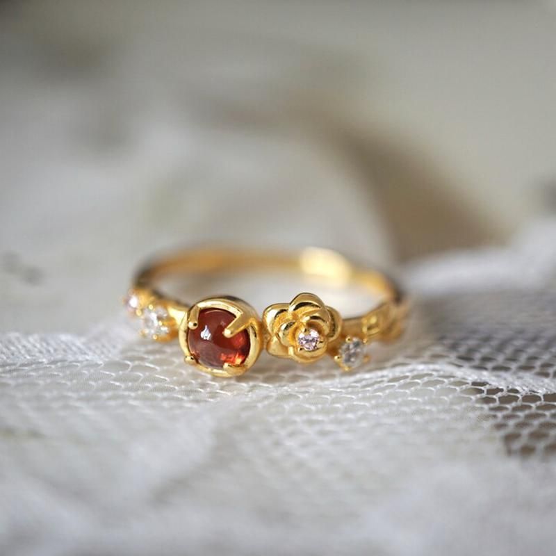 Lindo Anillo De Compromiso De Oro De Lujo Romántico De Alta Lindo Anillo De Compromiso De Oro De Lujo Romántico De Alta