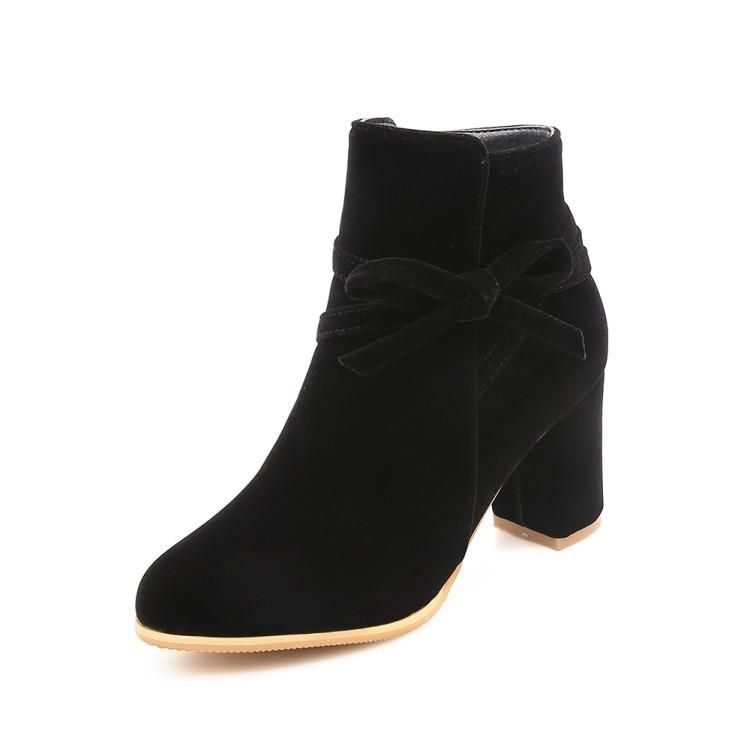 Botas de salto preto