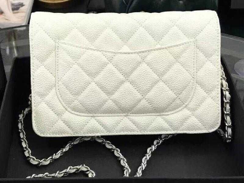 Caviar Quilted Silver_07