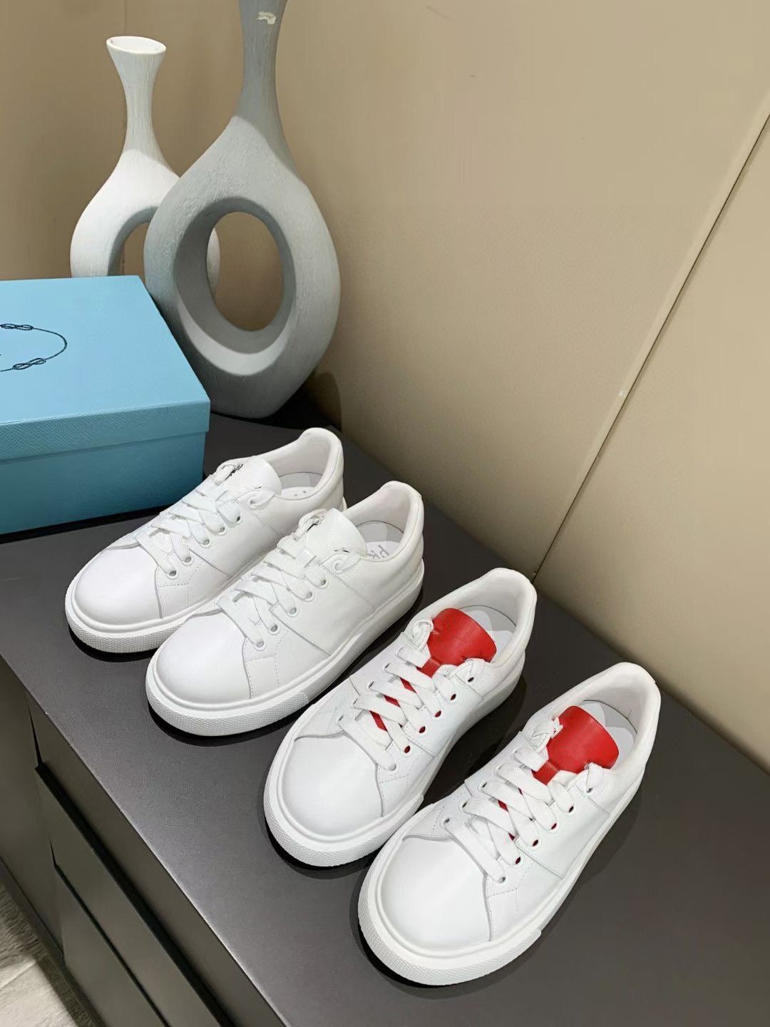 2021 2021 Koppels Hoge Kwaliteit Mannen En Vrouwen Sneakers Casual Schoenen  Stijlvolle Of Mooie Dikke Bodem Kleine Witte Schoen Van Brandshoesfafa5678,  38,91 € |DHgate