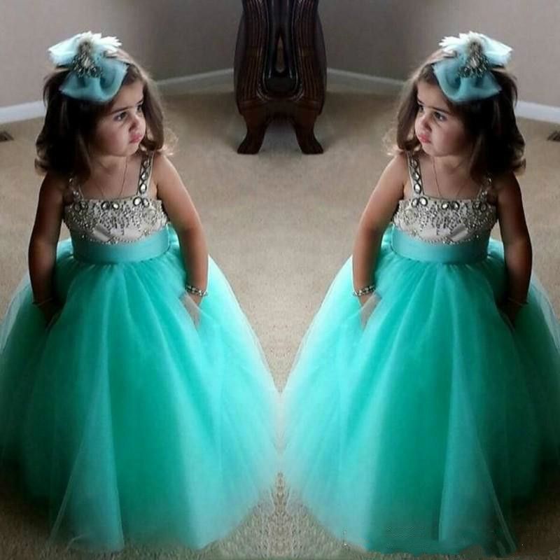 Linda color verde turquesa Vestidos de niñas Vestidos de cumpleaños espaguetis correas de correas de cristal Linda color verde turquesa Vestidos de niñas Vestidos de cumpleaños espaguetis correas de correas de cristal