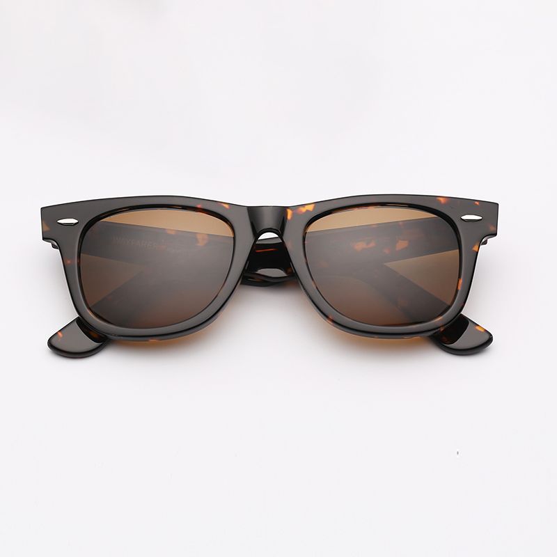 902/57 Tortoise-Brown