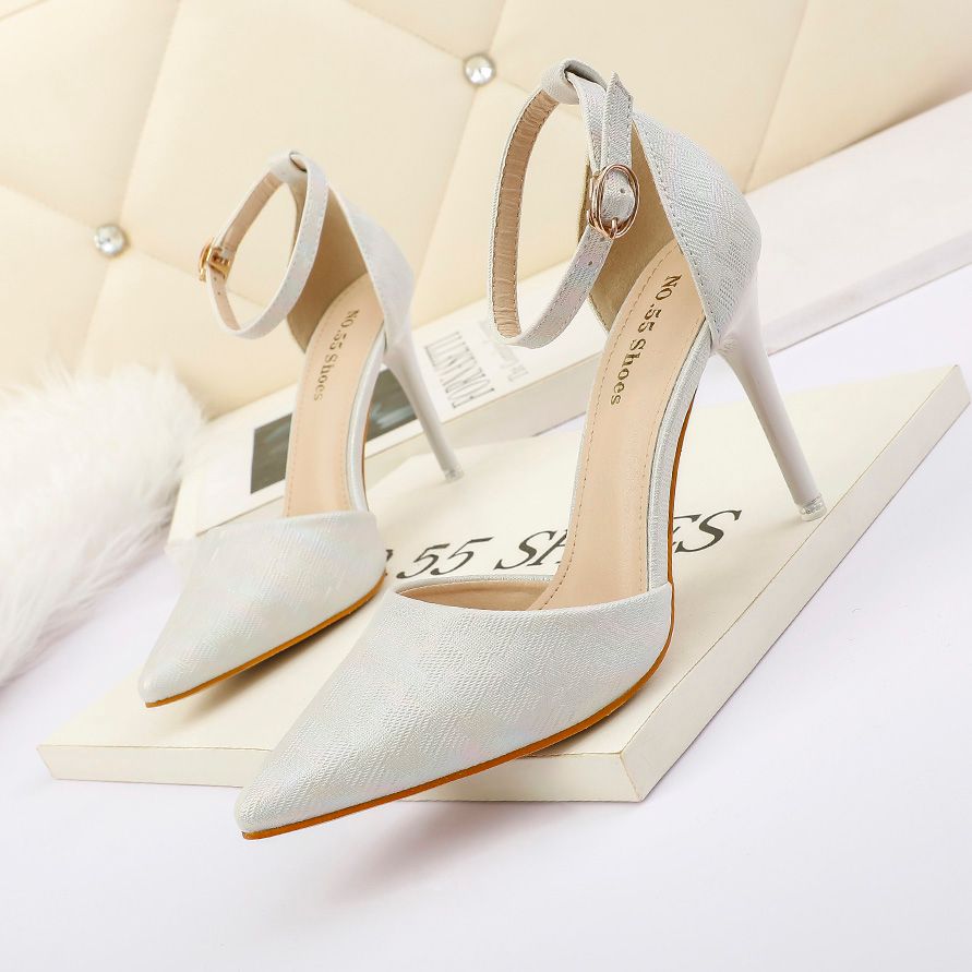 Groothandel Stijlvolle En Goedkope Geslacht 2022 Vrouwen Jurk Schoenen Rode  Bodem Hoge Hakken Womens Luxurys Ontwerpers Lederen Pumps Dame Sandalen  Bruiloft |DHgate