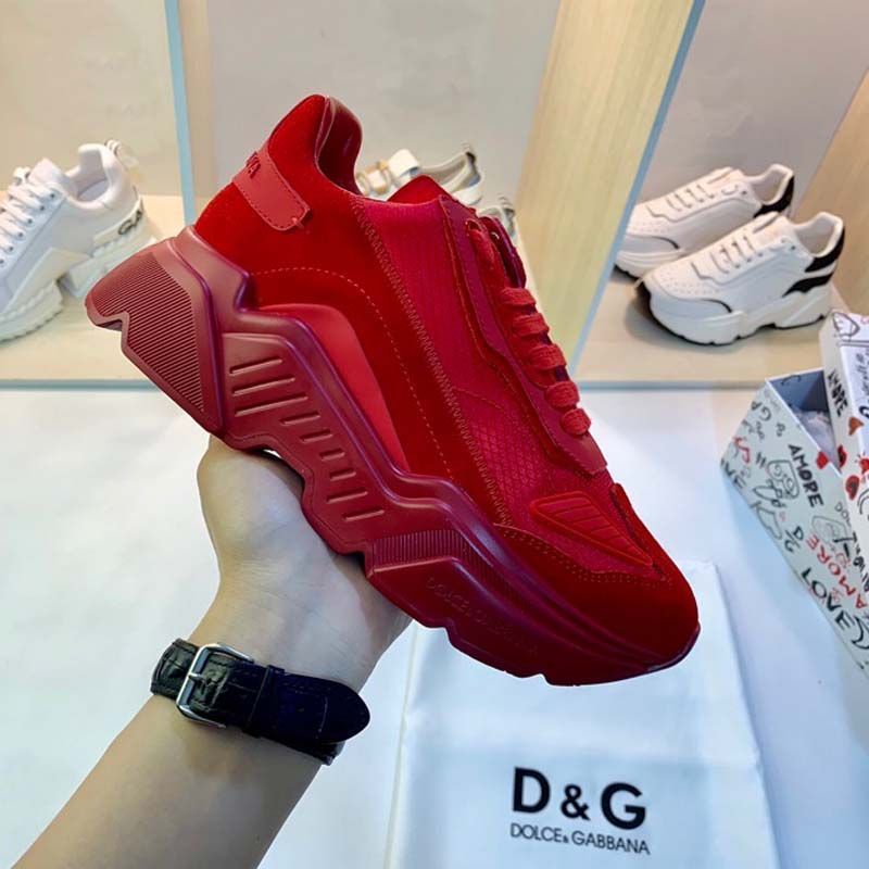 Hoe draag je jouw witte sneakers? | EDITED by OTTO