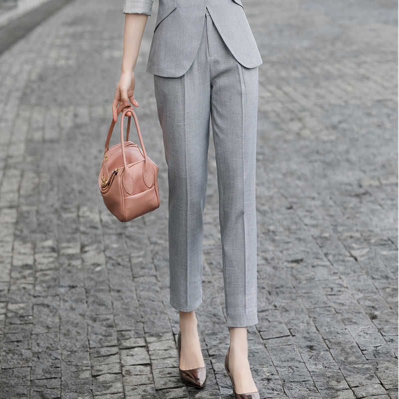 Pantalons gris