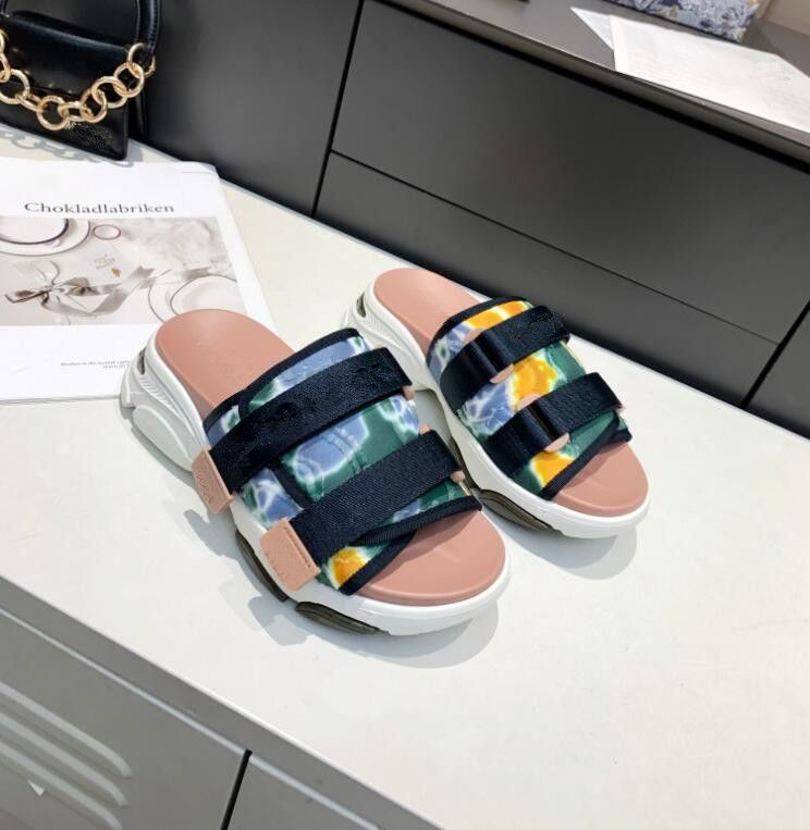 2021 2022 Mode Heren Dames Slippers Zomer Sandalen Strand Dias Flat  Platform Floral Brocade Snake Print Dames Sandali Badkamer Home Schoenen  D330 Van Jokerson24, 0,61 € |DHgate