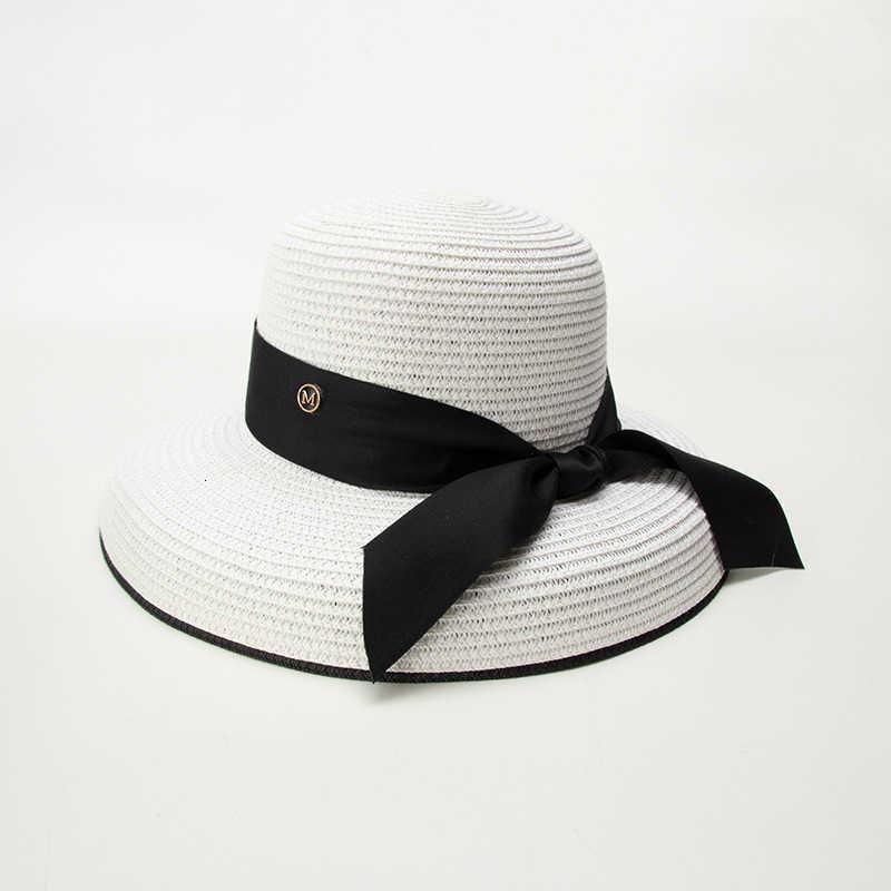 D-98 Biały M-Standard Bow Hat z dużymi okapami