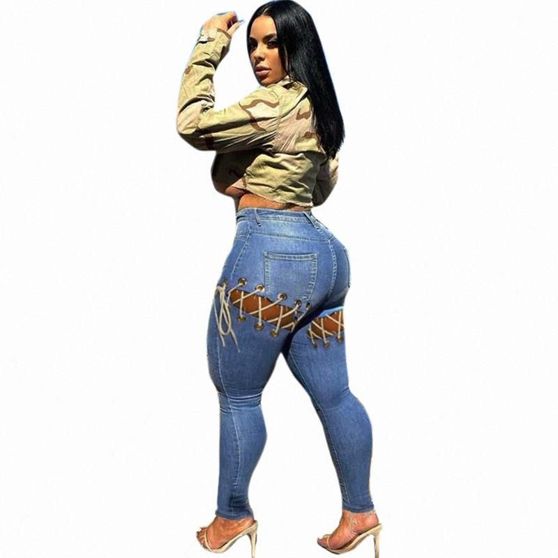 Sexy Women In Jeggings