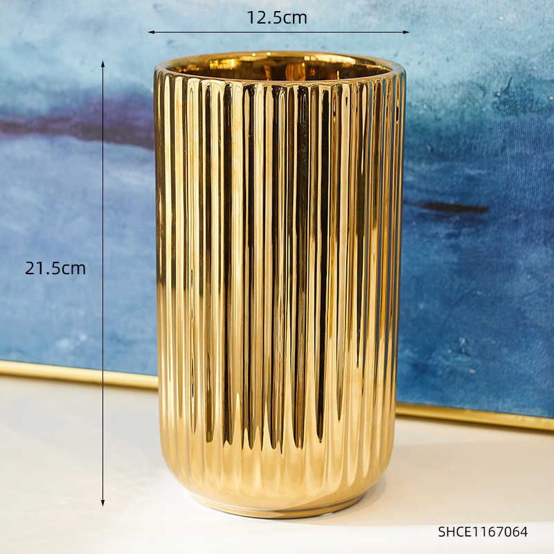 Golden Vase Large