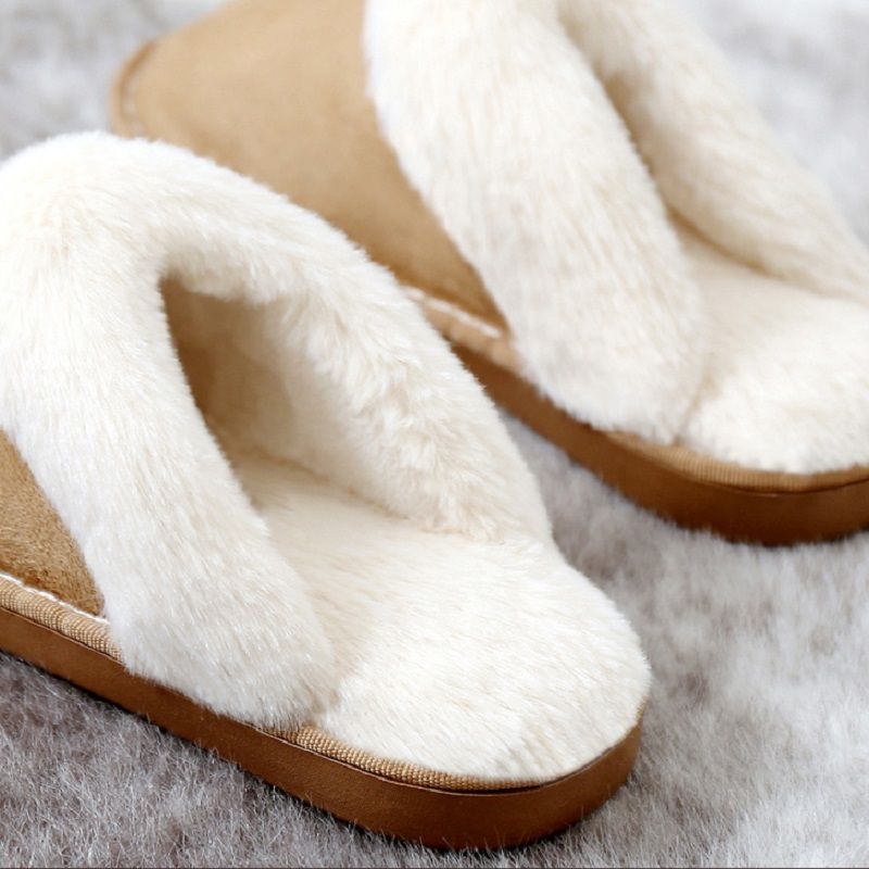 fur slides size 13